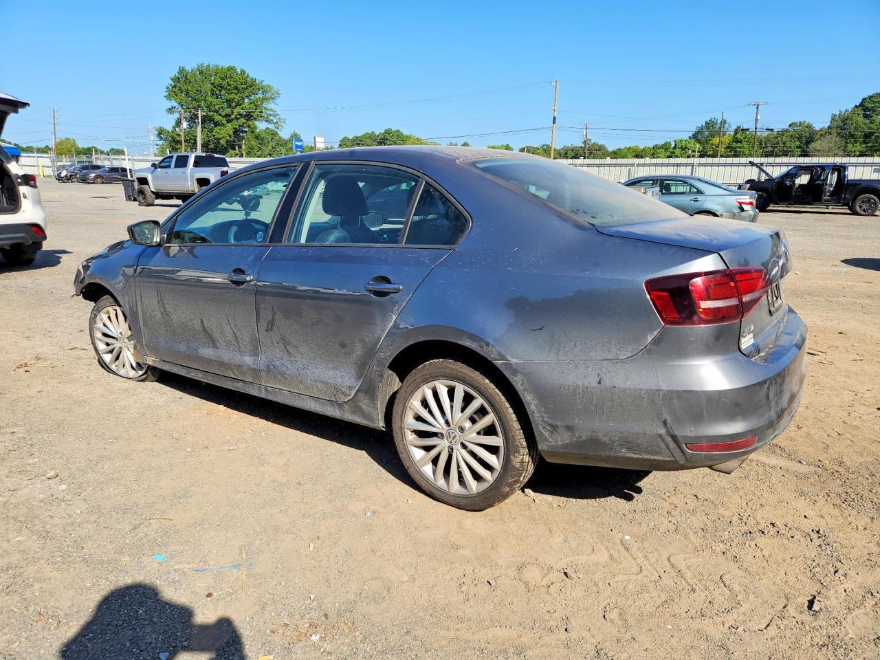2016 Volkswagen Jetta S - Фото 2