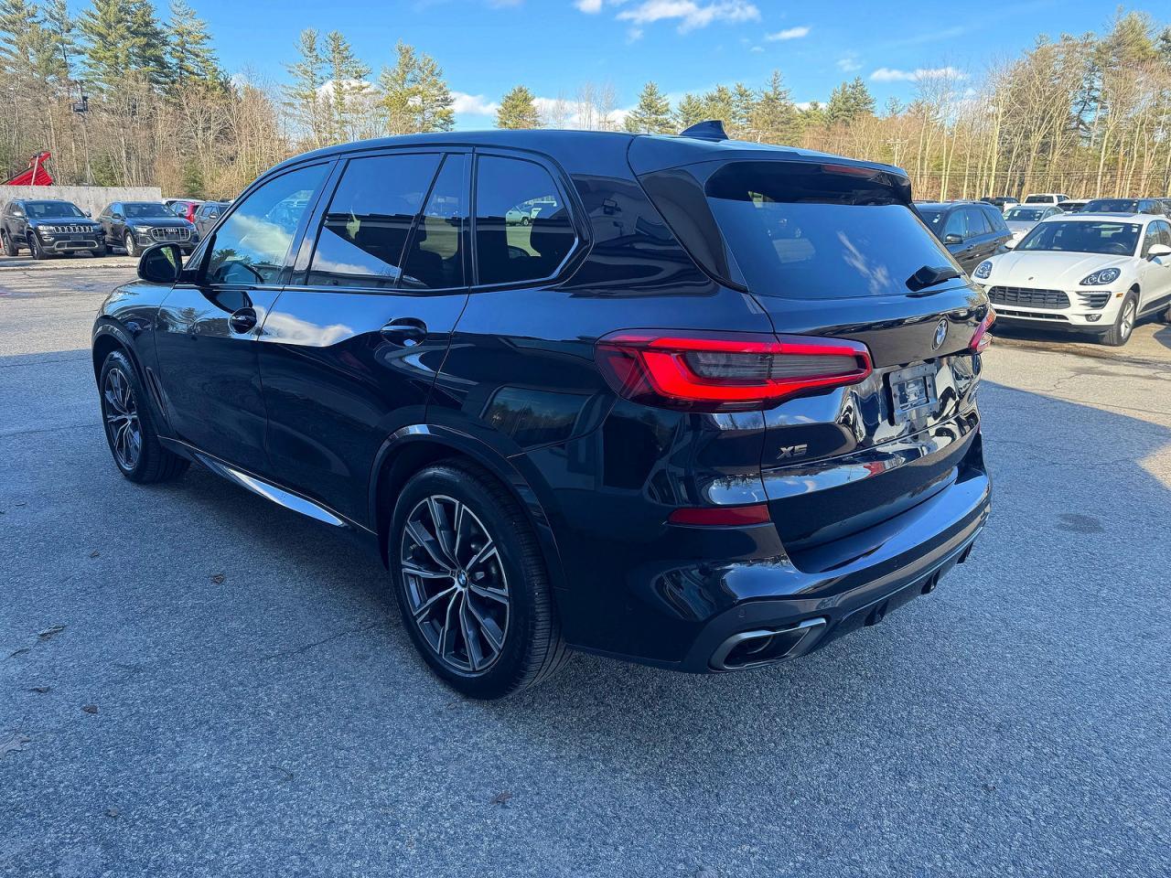 2020 BMW X5 M50I - Фото 3