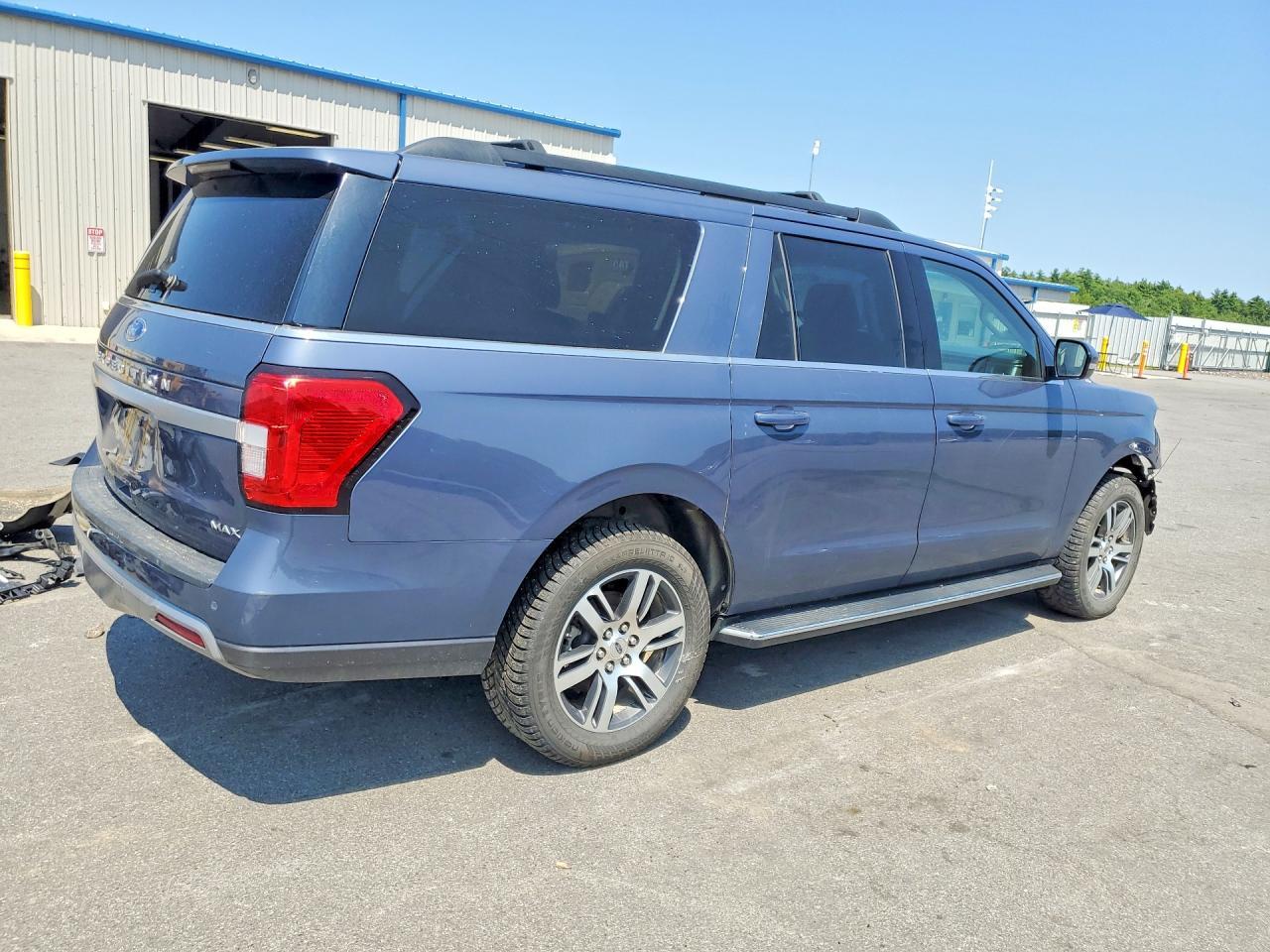 2023 Ford Expedition Max Xlt - Фото 3