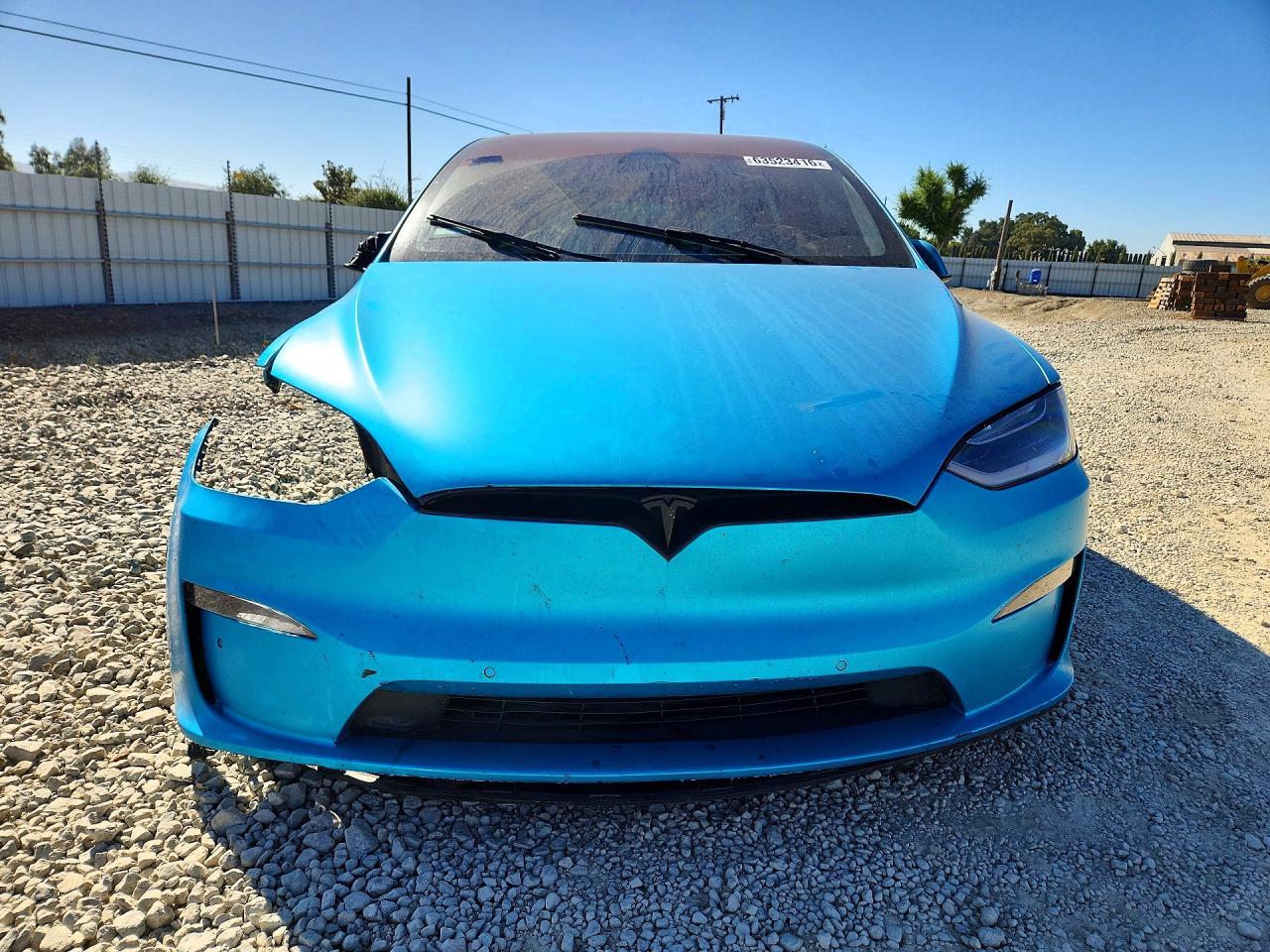 2022 Tesla Model X - Image 5