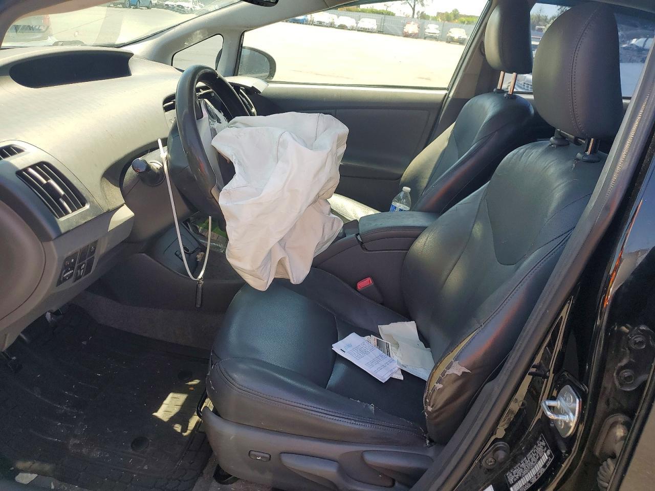 2010 Toyota Prius Iv - Image 7