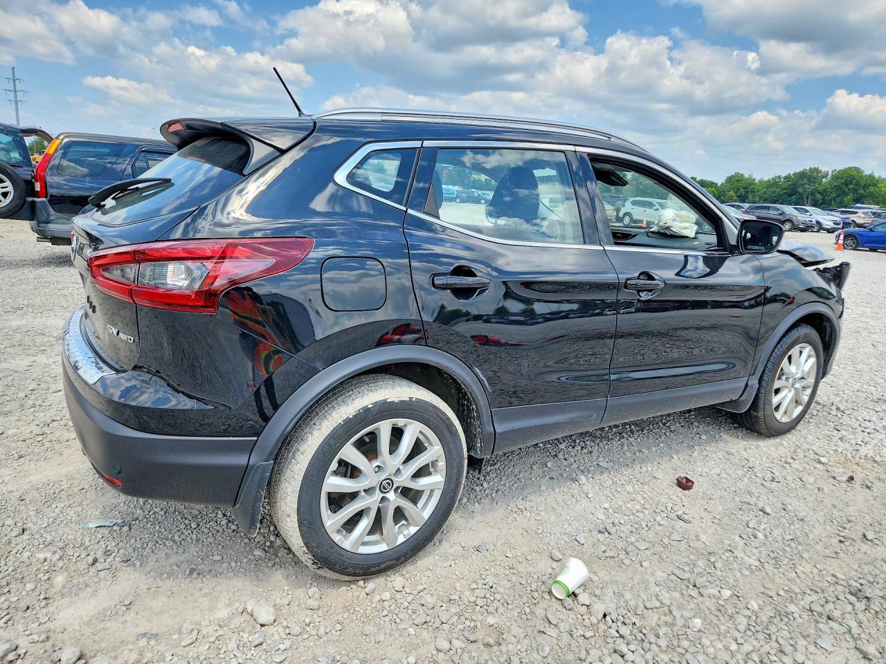 2021 Nissan Rogue Sport Sv - Фото 3