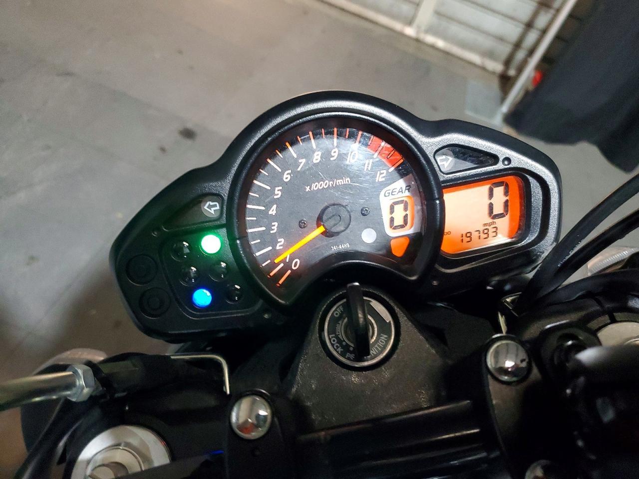 2013 Suzuki Sv650 - Фото 7