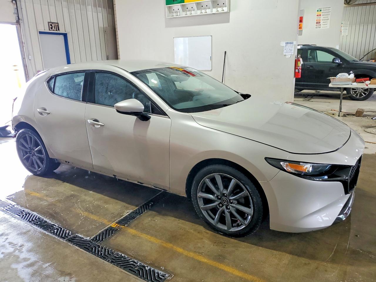 2022 Mazda 3 Select - Фото 4