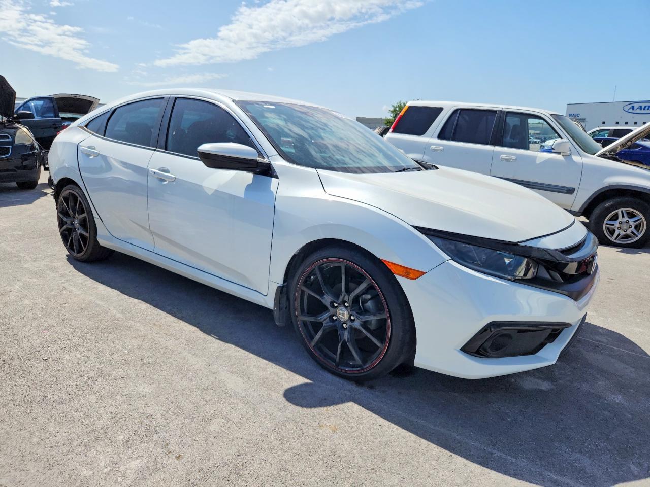 2021 Honda Civic Sport - Фото 4