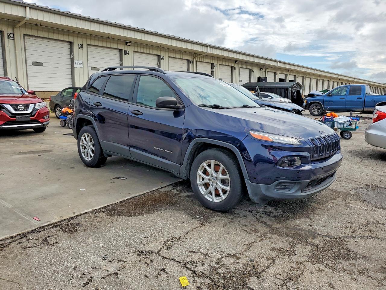 2016 Jeep Cherokee Sport - Фото 4