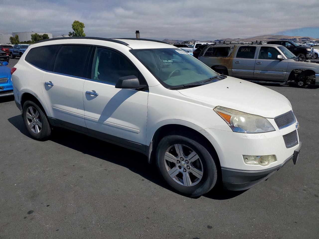 2012 Chevrolet Traverse Lt - Image 4