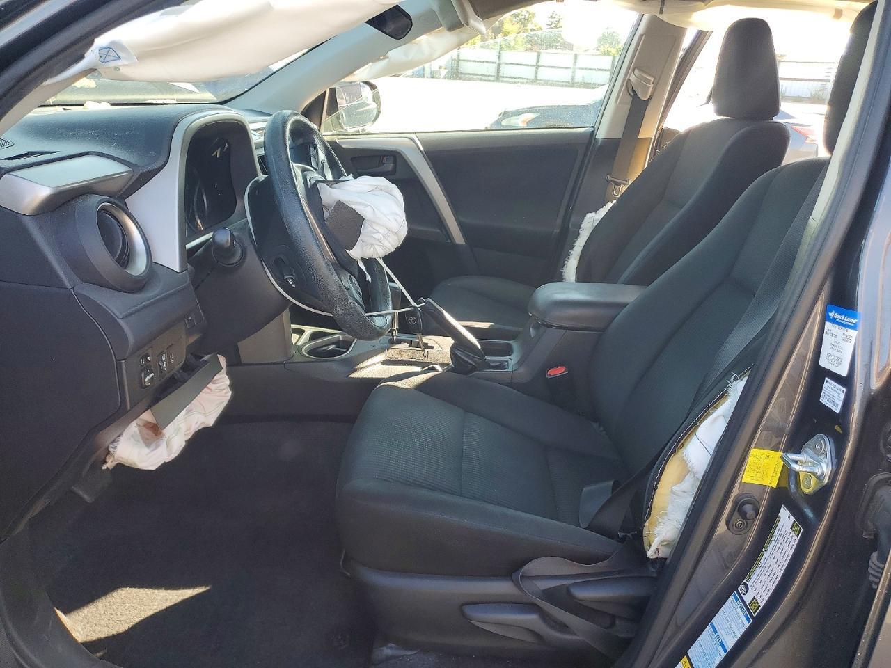 2017 Toyota Rav4 Le - Фото 7