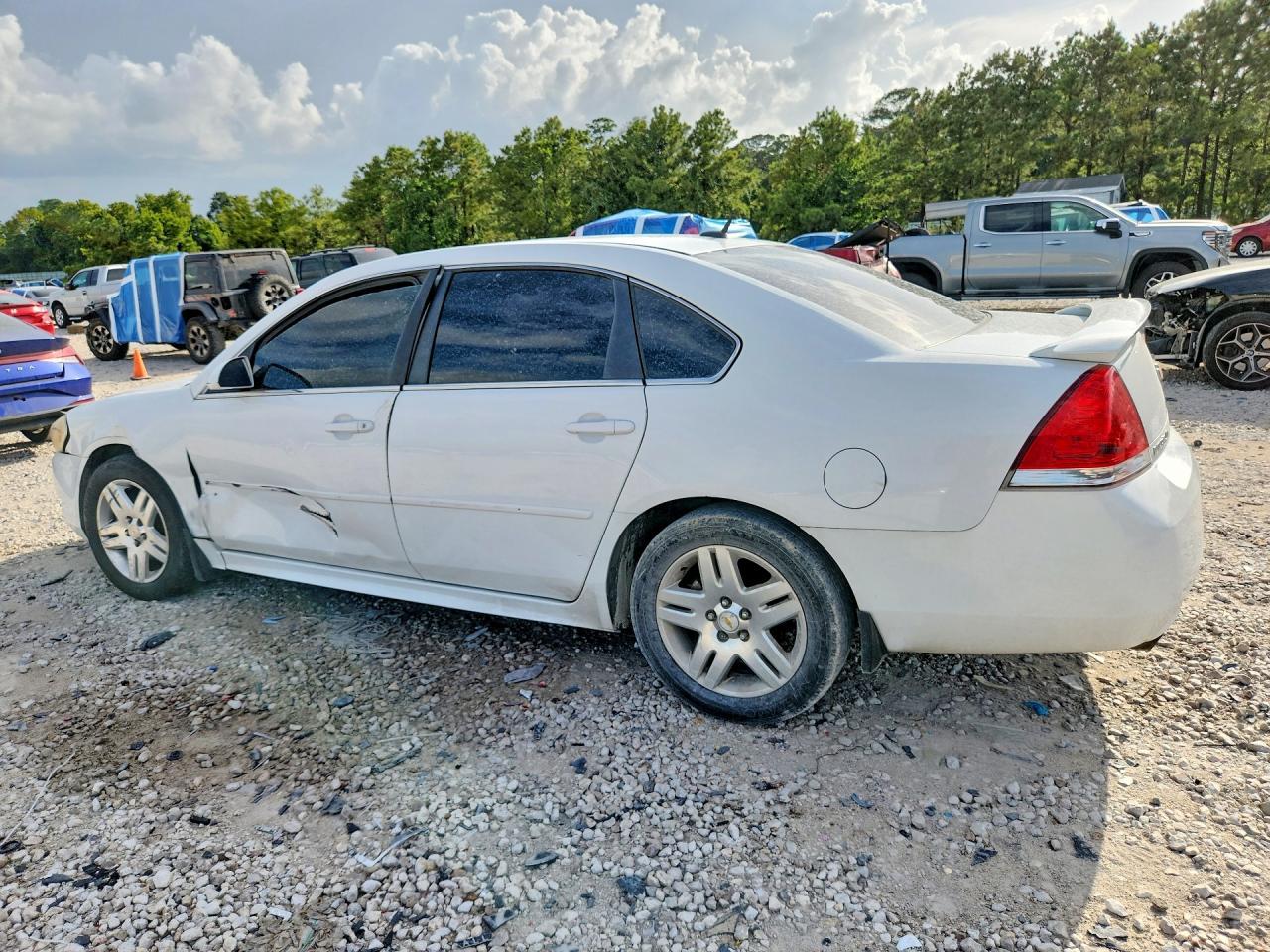 2012 Chevrolet Impala Lt - Image 2