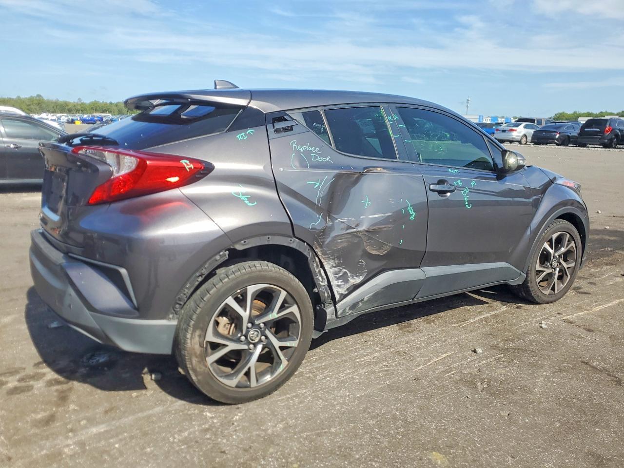 2019 Toyota C-Hr Xle - Фото 3