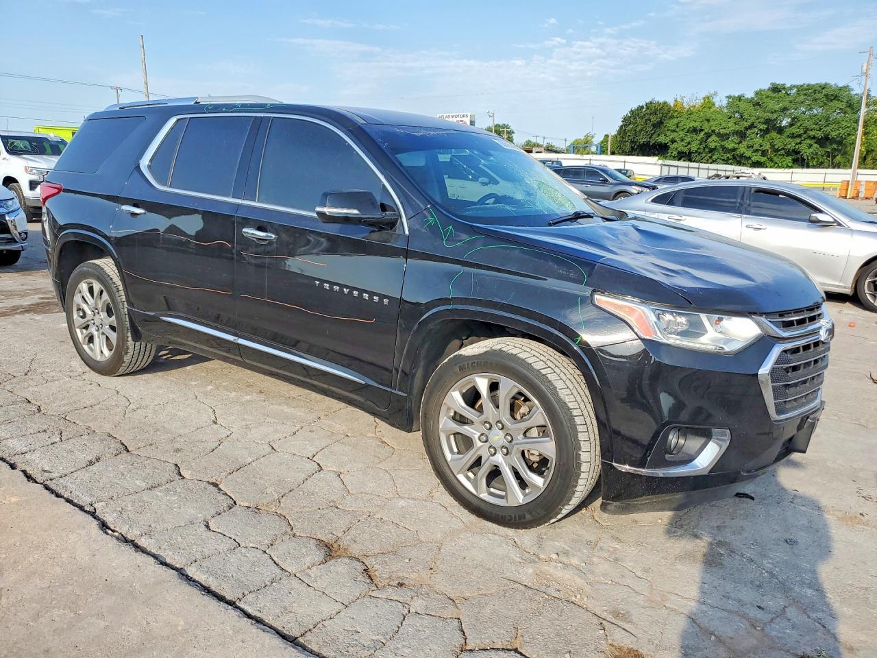 2018 Chevrolet Traverse Premier - Image 4