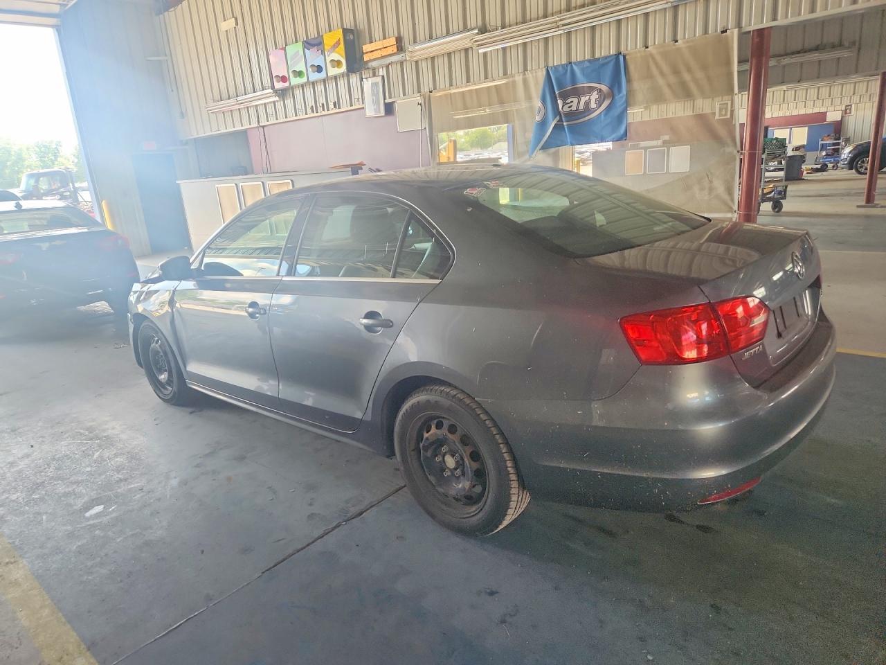 2013 Volkswagen Jetta Se - Фото 2