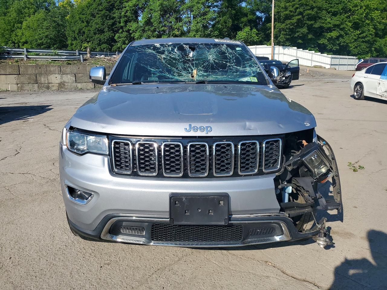 2018 Jeep Grand Cherokee Limited - Image 5