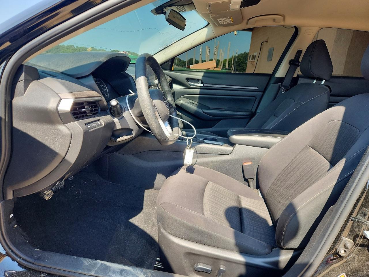 2025 Nissan Altima Sv - Фото 7