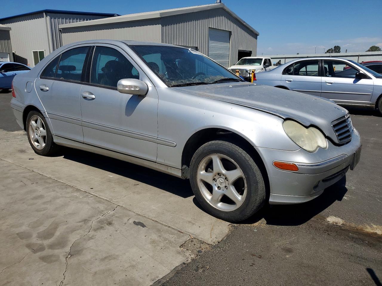 2001 Mercedes-Benz C 240 - Фото 4