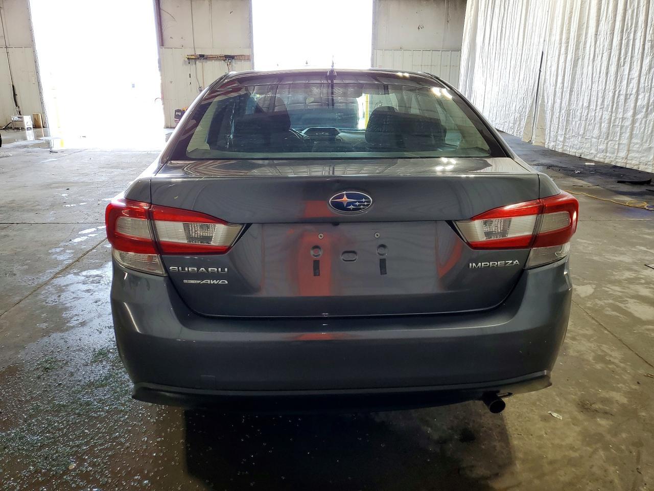 2018 Subaru Impreza Base - Image 6