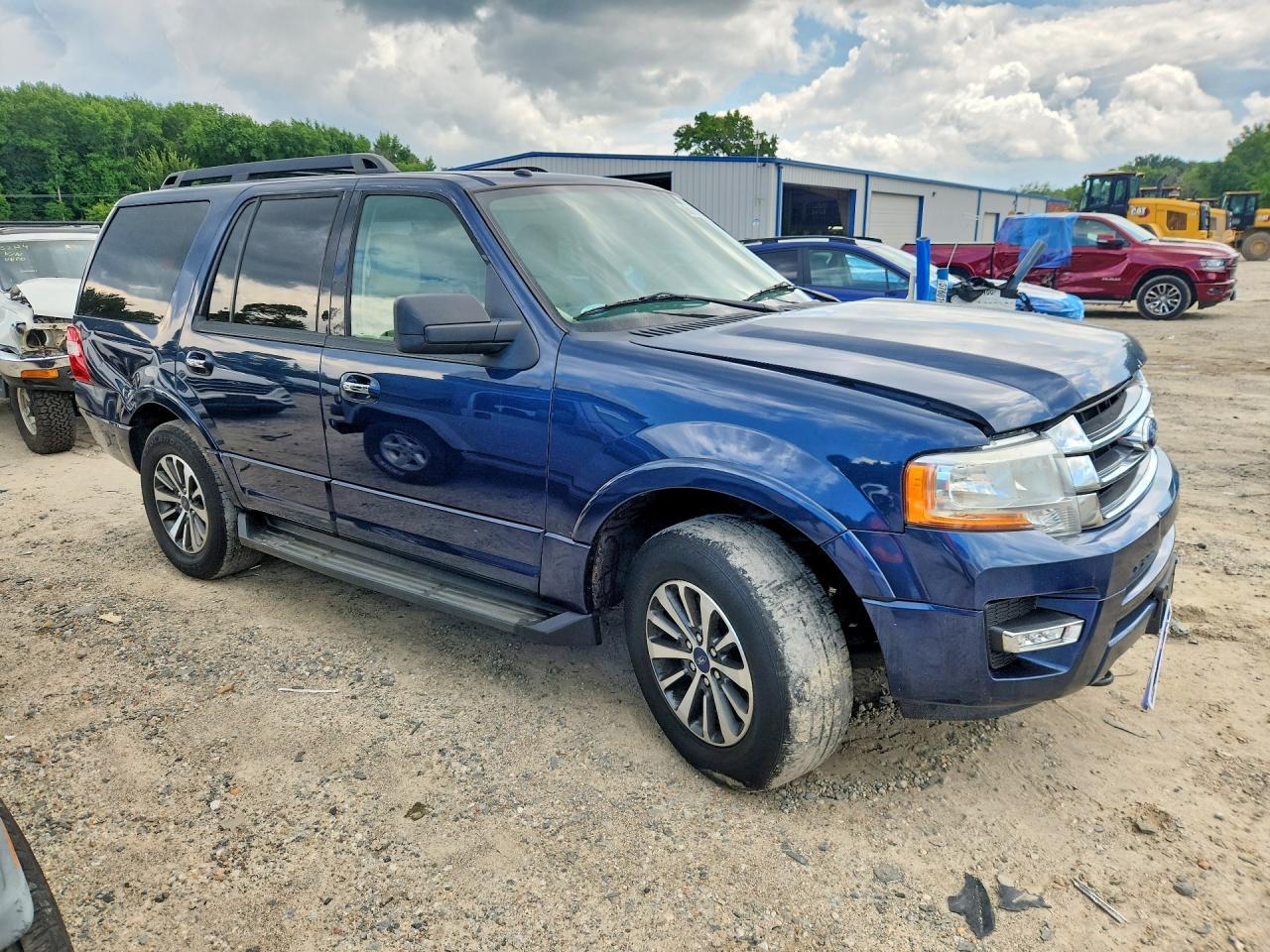 2015 Ford Expedition Xlt - Image 4