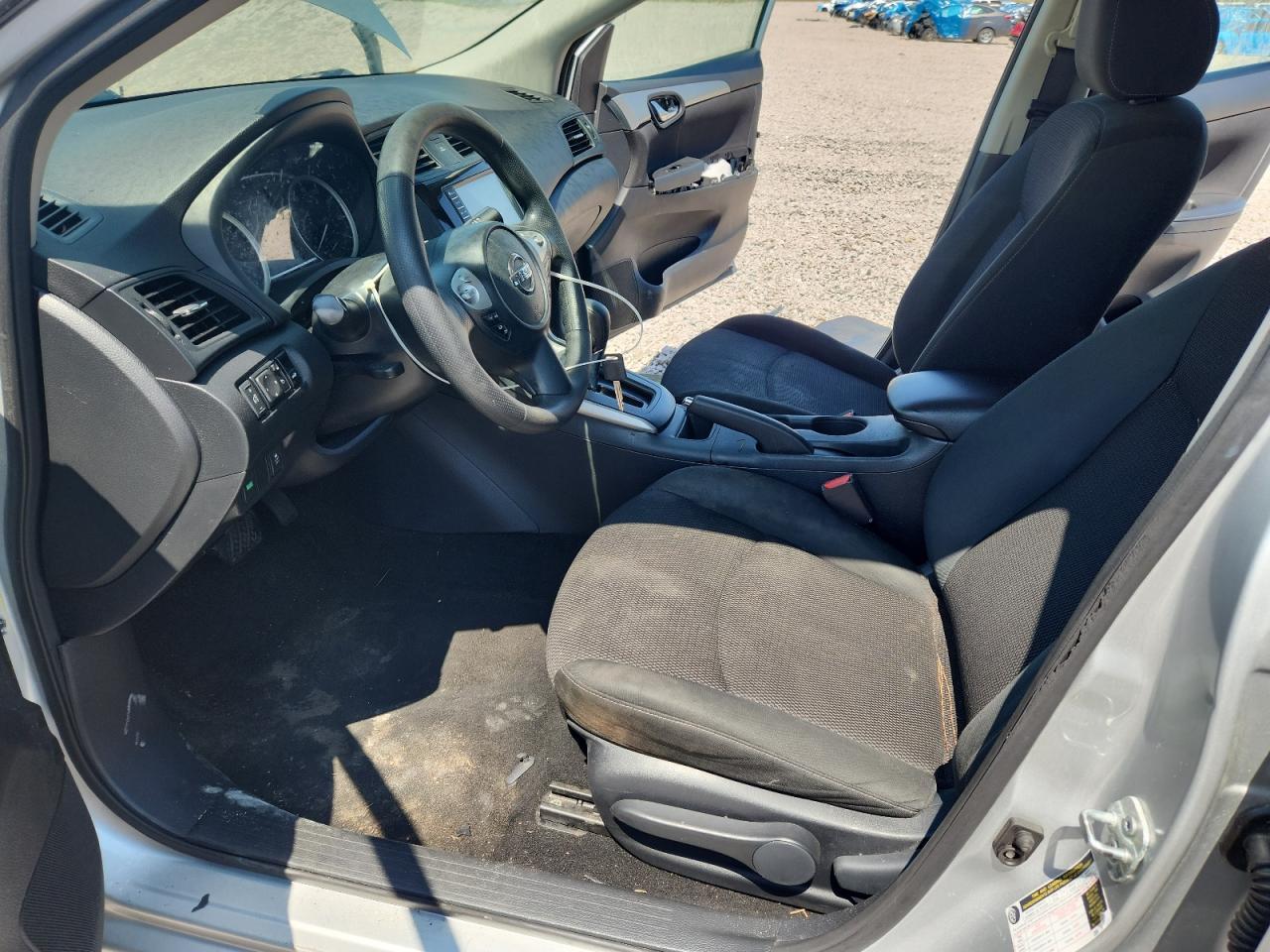 2019 Nissan Sentra S - Image 7
