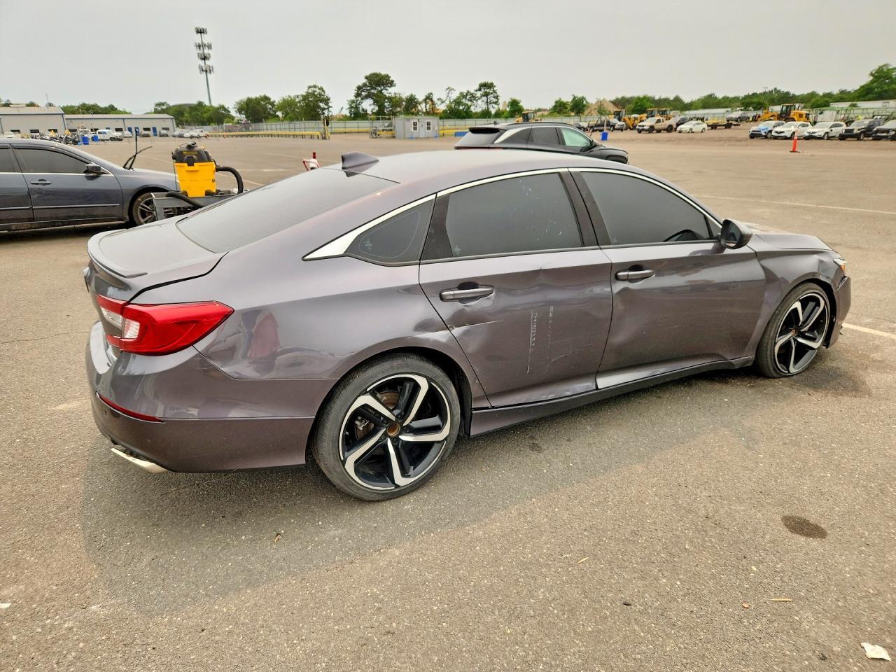 2020 Honda Accord Sport - Image 3