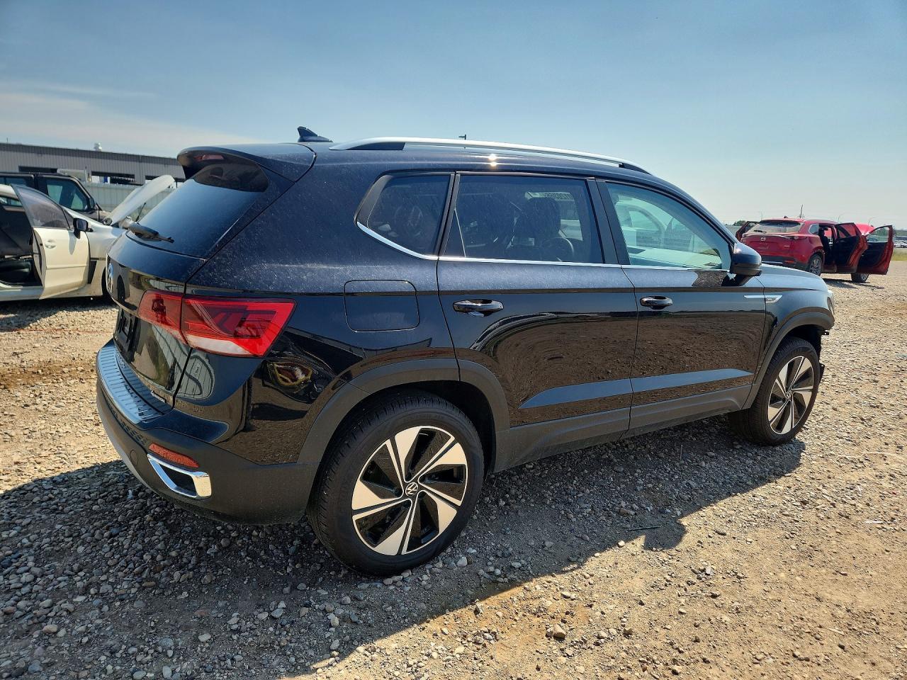 2024 Volkswagen Taos Se - Фото 3