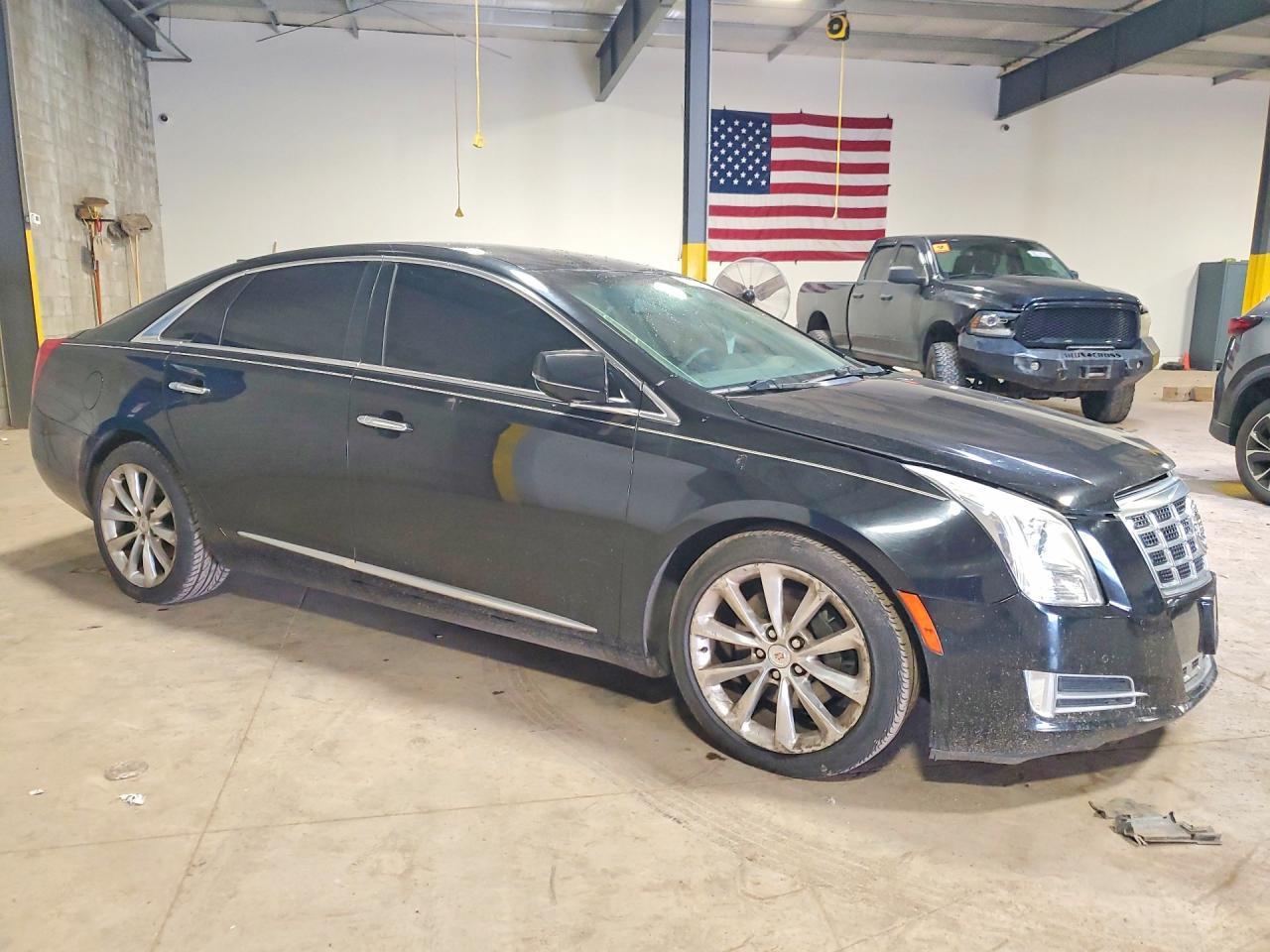 2013 Cadillac Xts Luxury Collection - Image 4