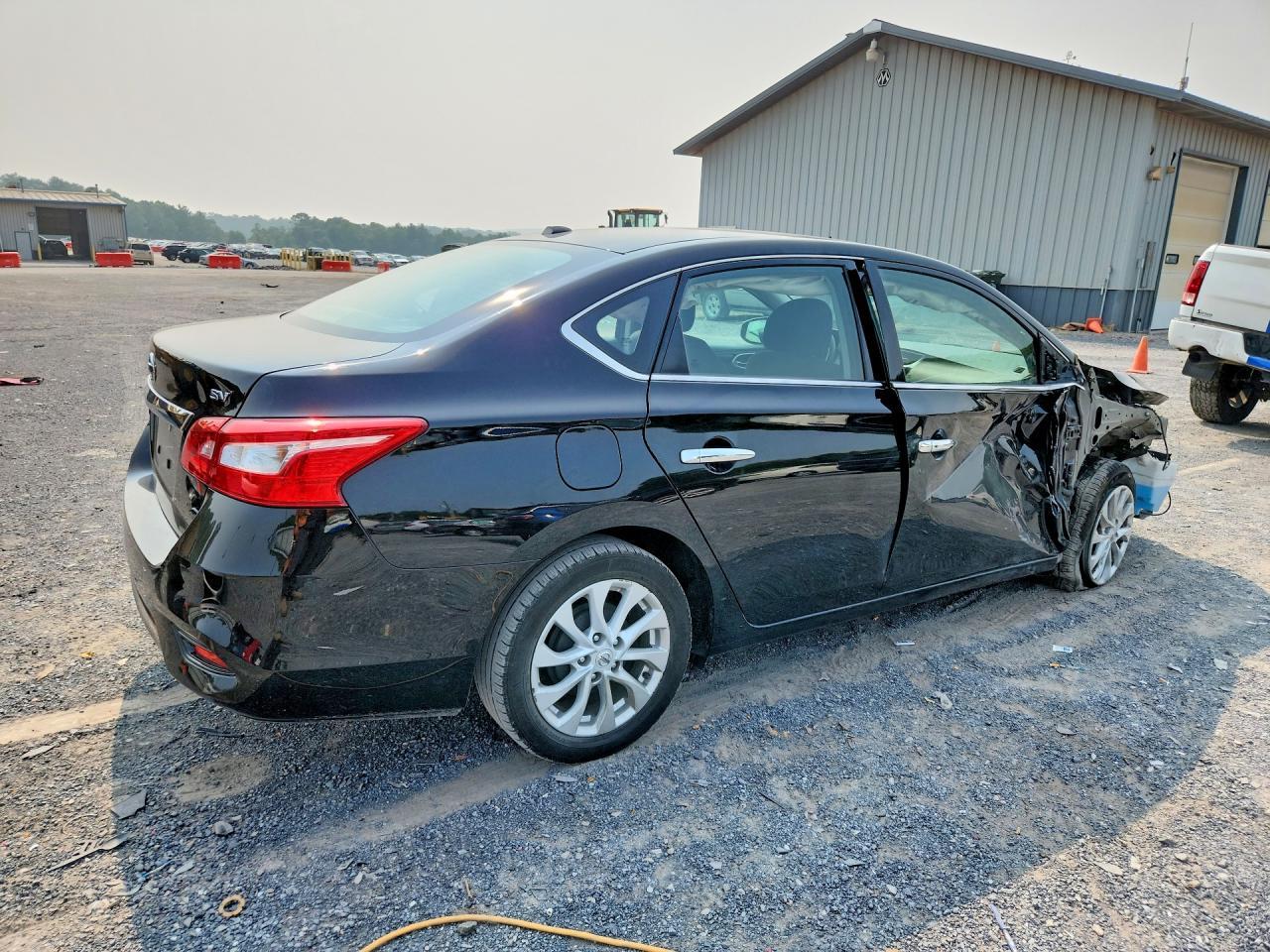 2019 Nissan Sentra Sv - Image 3