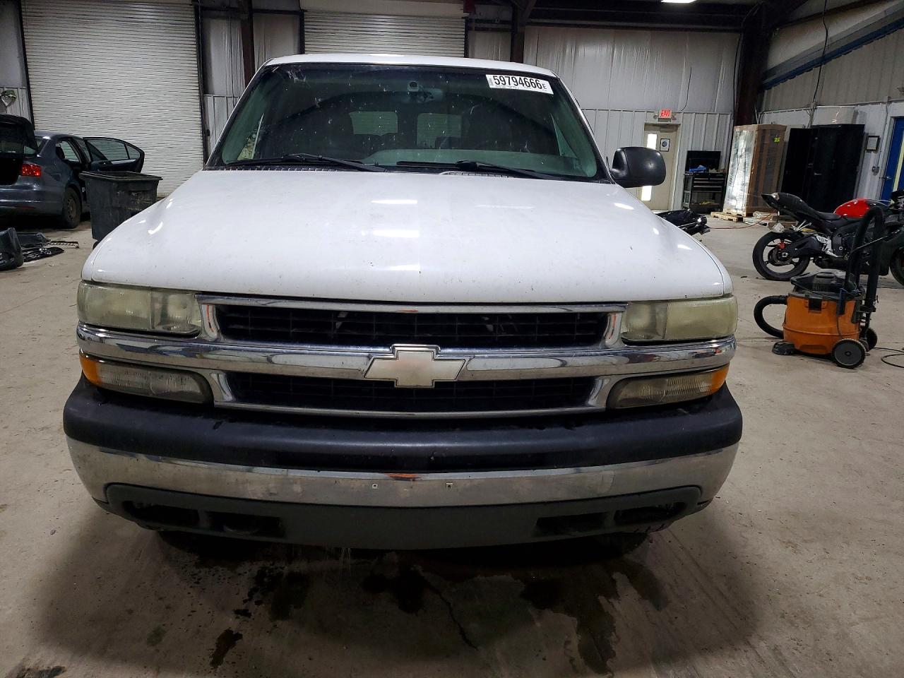 2003 Chevrolet Suburban K1500 - Фото 5