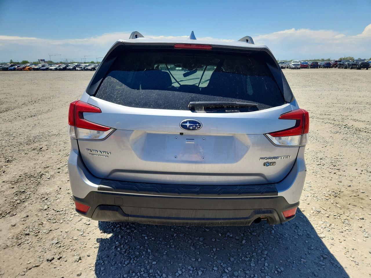 2022 Subaru Forester Premium - Фото 6
