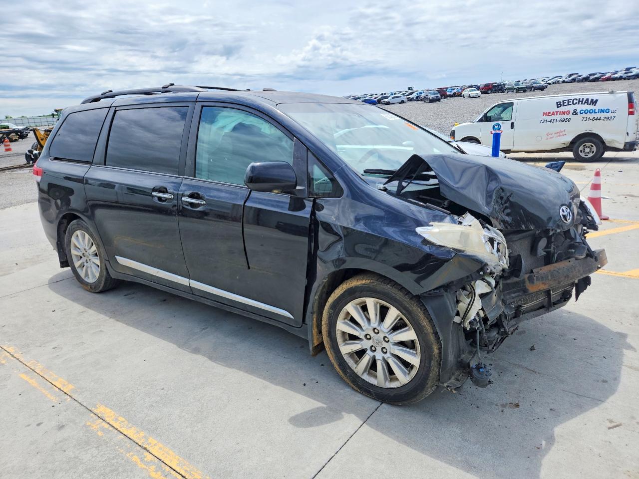 2011 Toyota Sienna Limited 7-Passenger - Фото 4