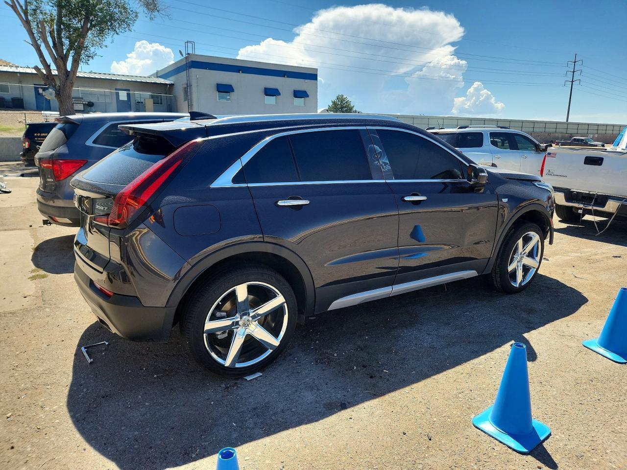 2023 Cadillac Xt4 Premium Luxury - Фото 3