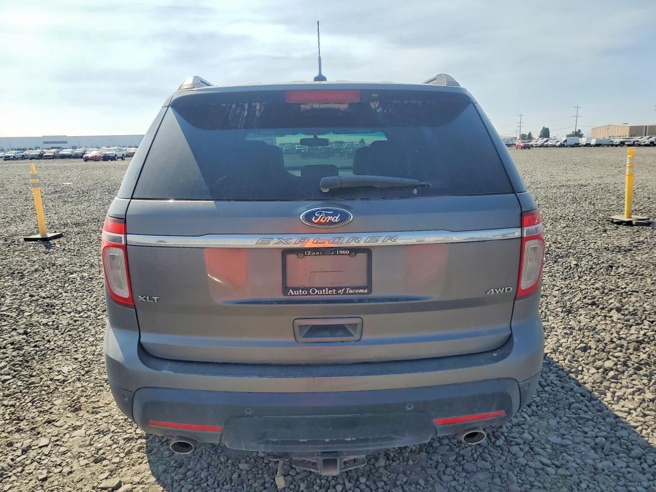 2011 Ford Explorer Xlt - Фото 6