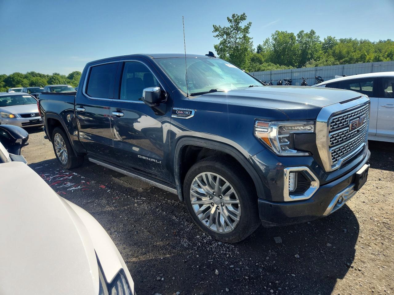 2019 GMC Sierra K1500 Denali - Image 4