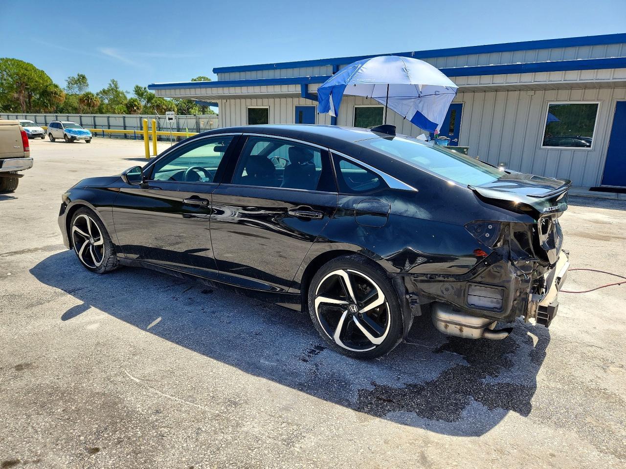 2018 Honda Accord Sport - Image 2