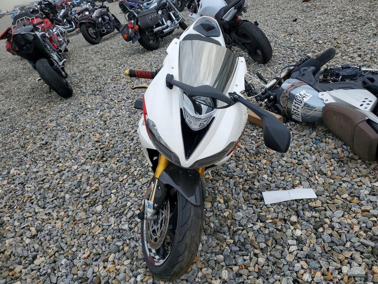 2017 Triumph Motorcycle Daytona 675R Abs - Image 2