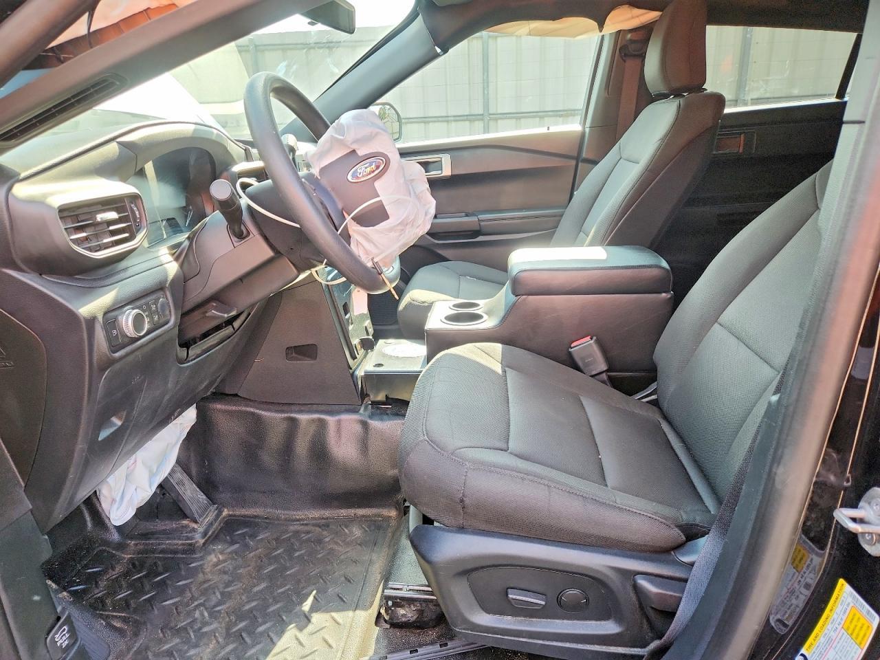 2020 Ford Explorer Police Interceptor - Image 7
