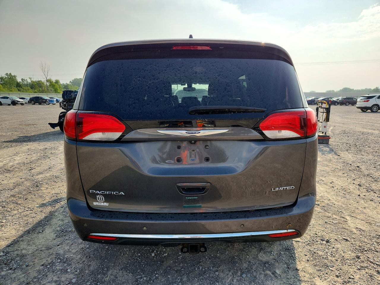 2018 Chrysler Pacifica Limited - Фото 6