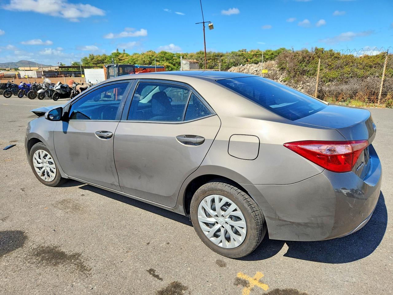 2018 Toyota Corolla L - Фото 2