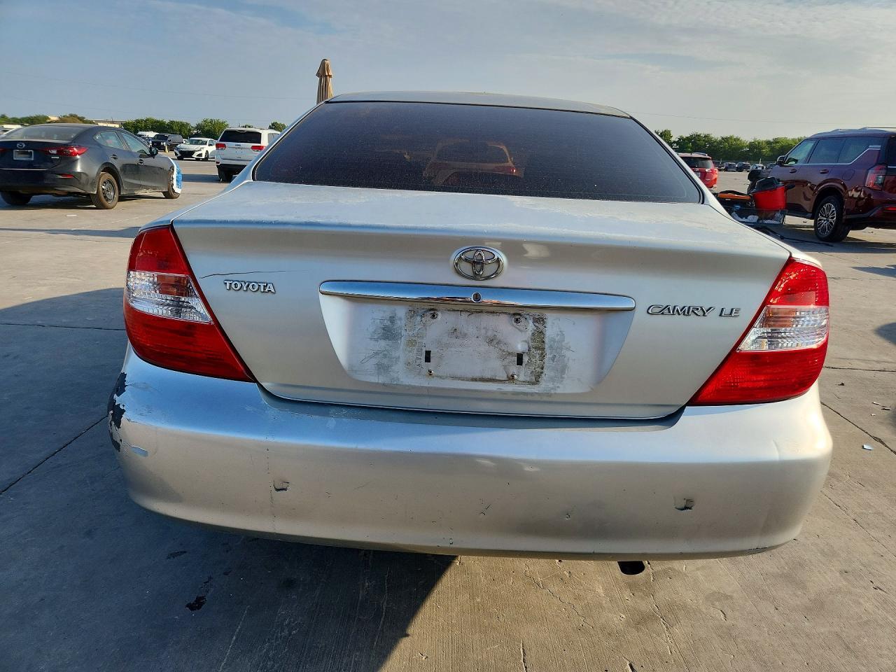 2004 Toyota Camry Le - Image 6