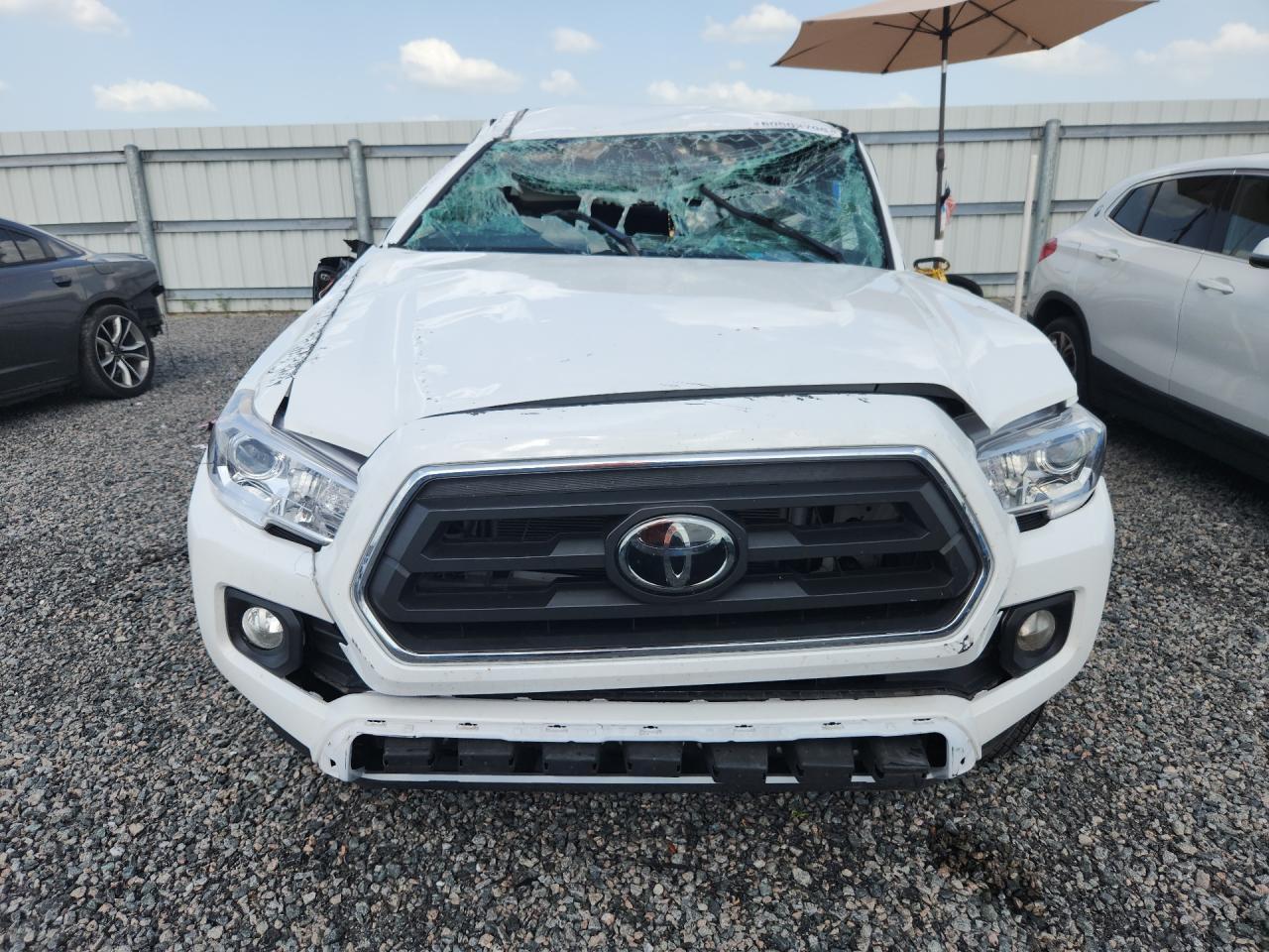 2022 Toyota Tacoma Sr5 V6 - Image 5