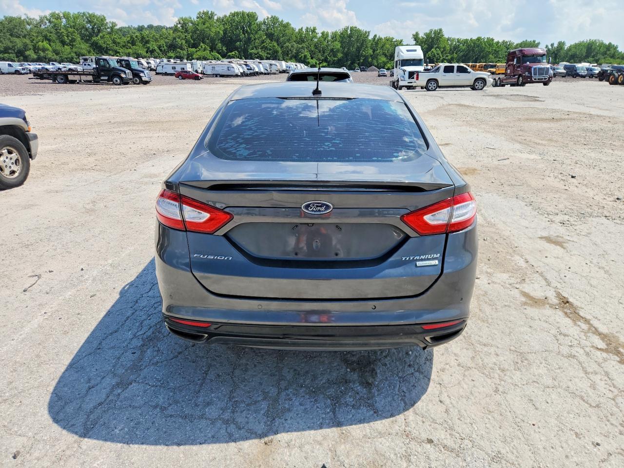 2015 Ford Fusion Titanium - Image 6