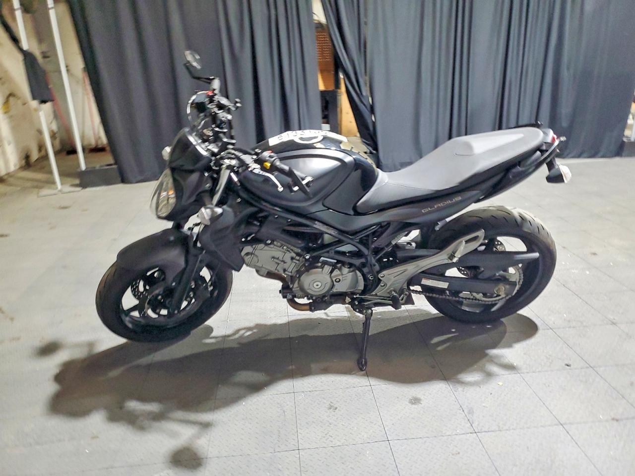 2013 Suzuki Sv650 - Фото 3