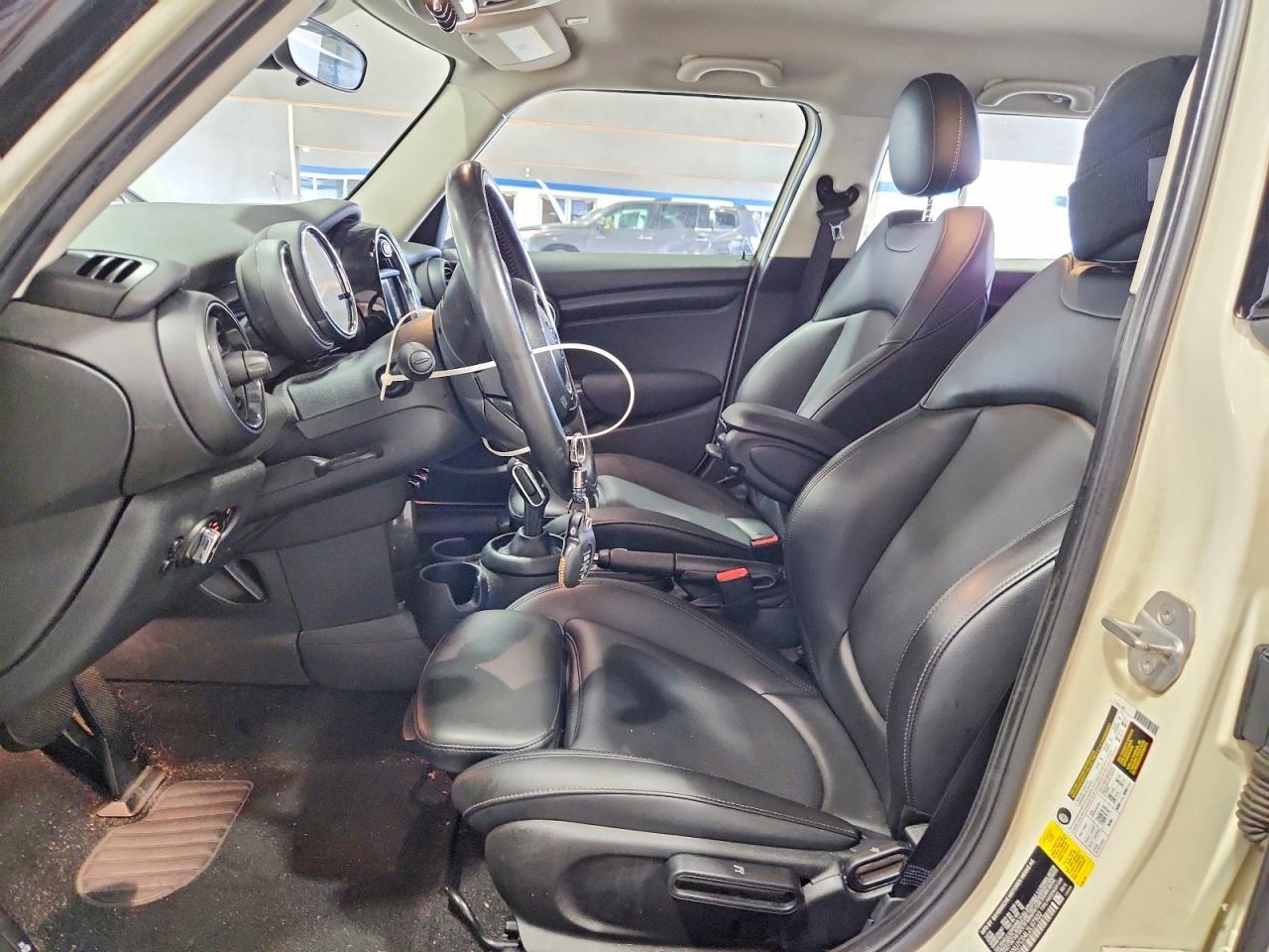 2020 Mini Cooper - Image 7