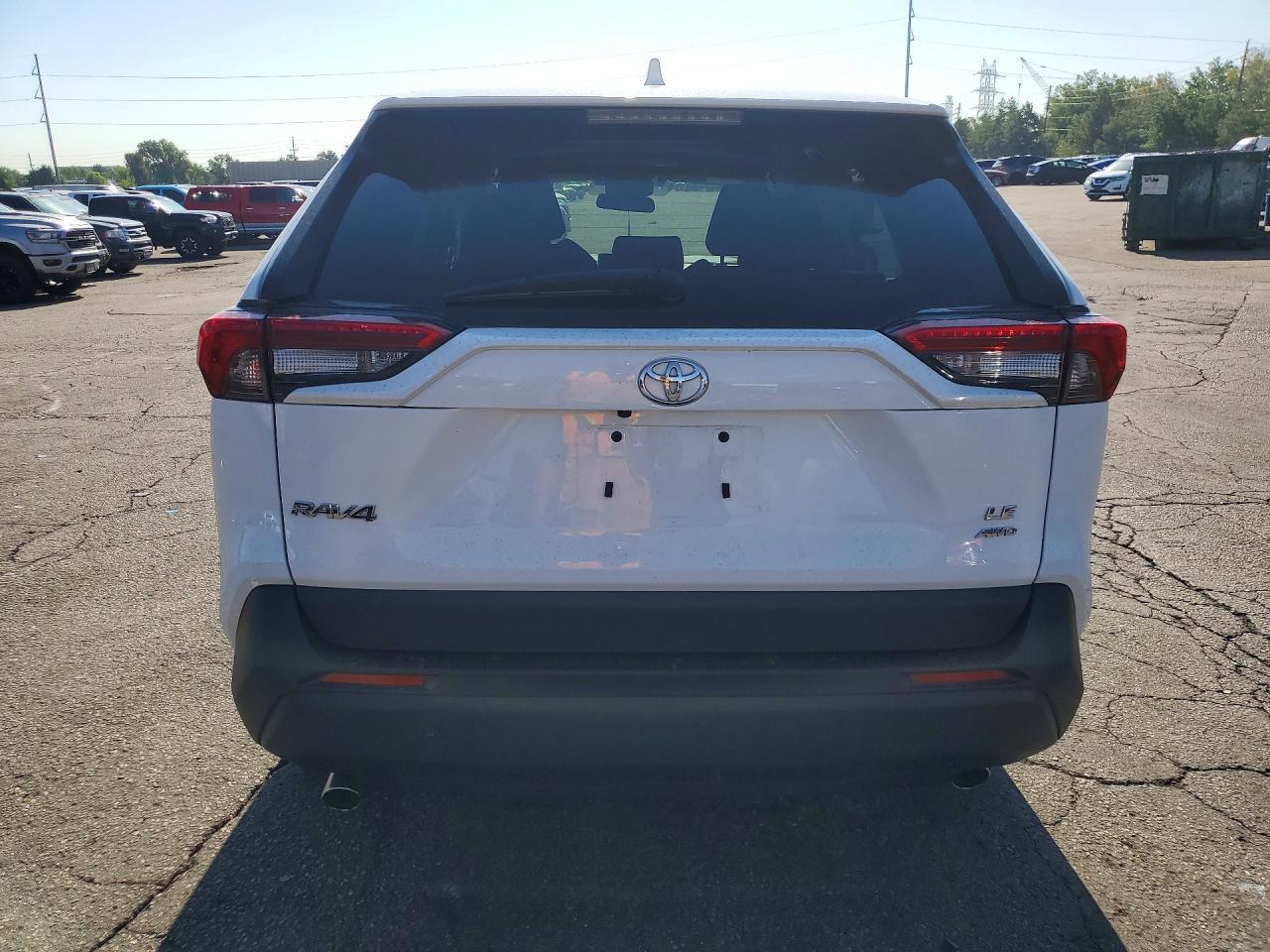 2024 Toyota Rav4 Le - Фото 6