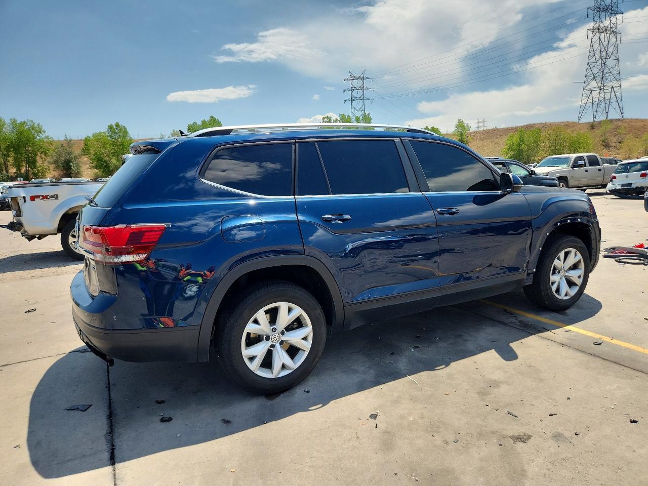 2018 Volkswagen Atlas Se - Фото 3
