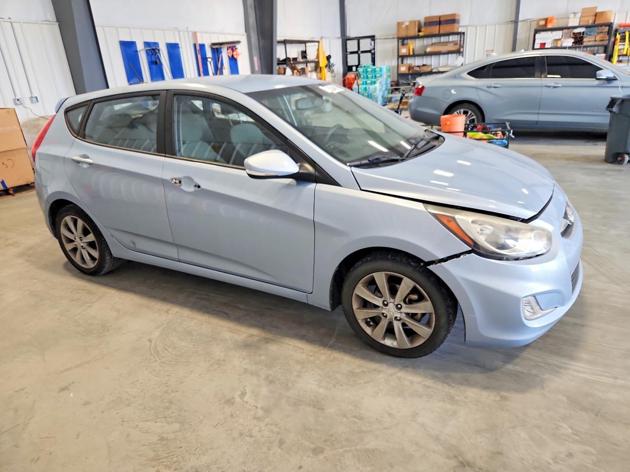 2013 Hyundai Accent - Фото 4