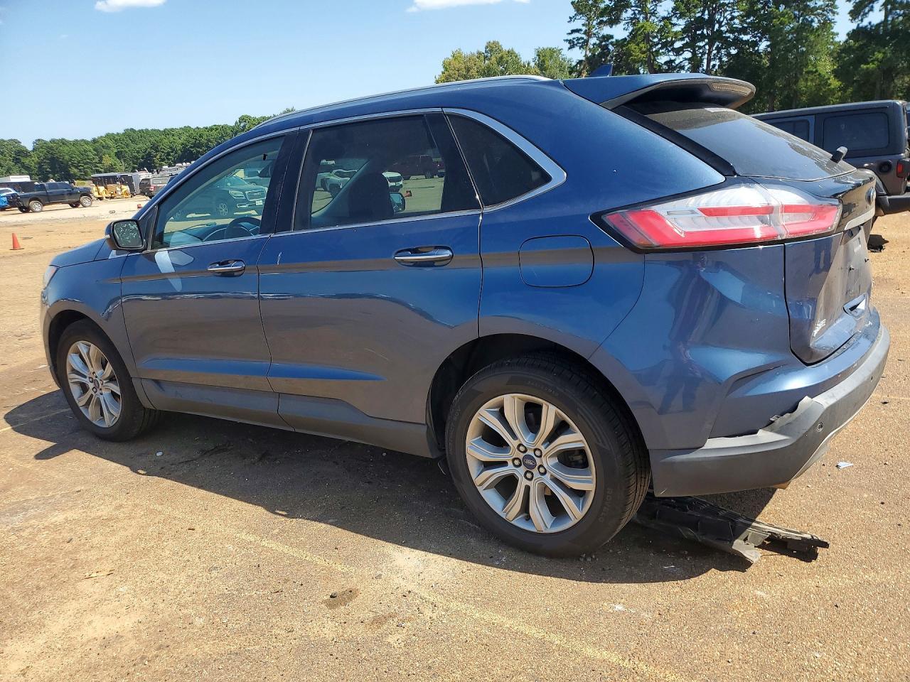 2019 Ford Edge Titanium - Фото 2