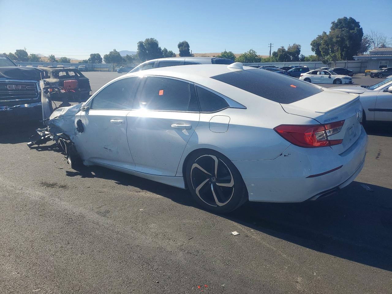 2019 Honda Accord Sport - Фото 2