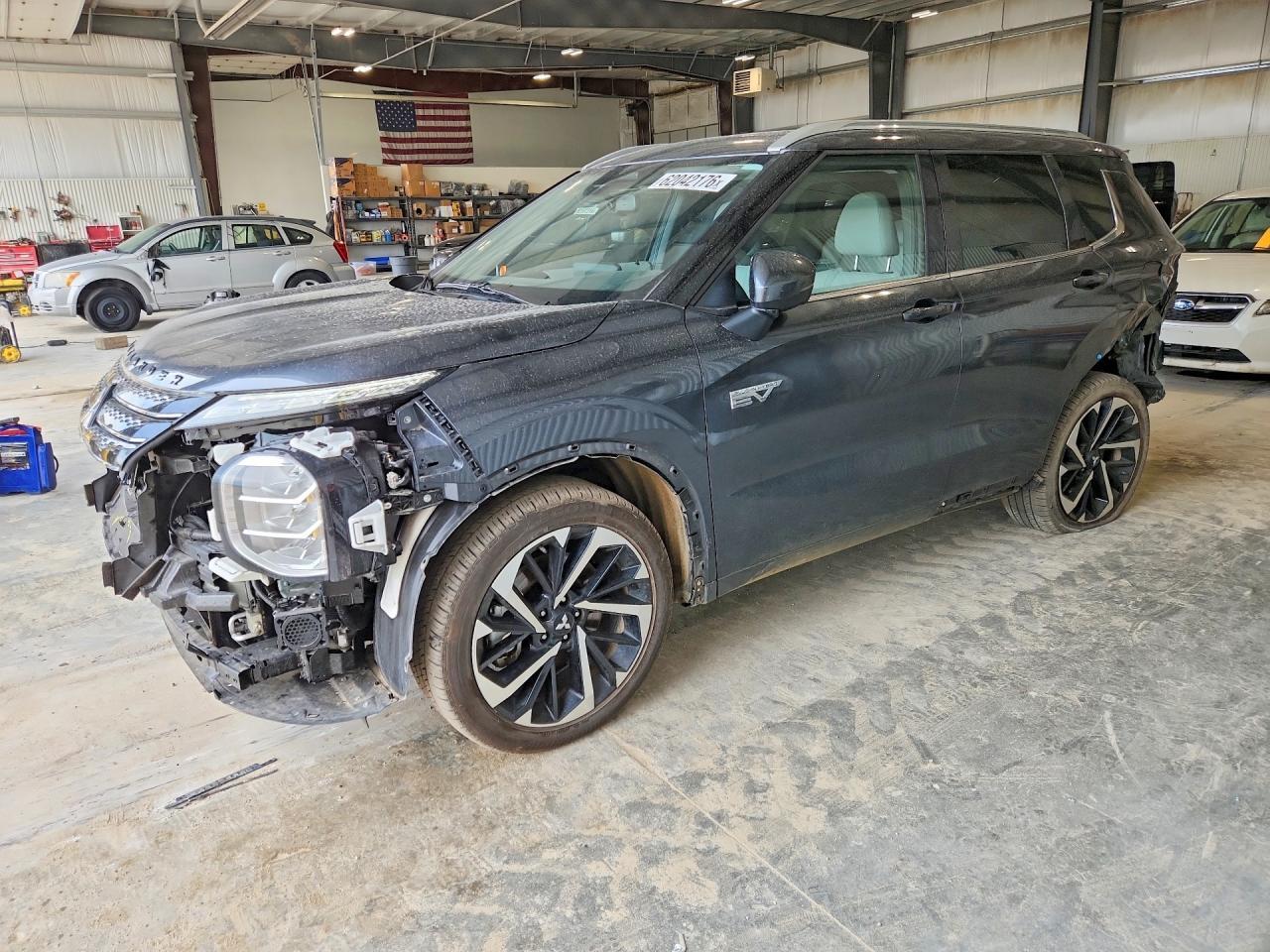 2025 Mitsubishi Outlander Sel
