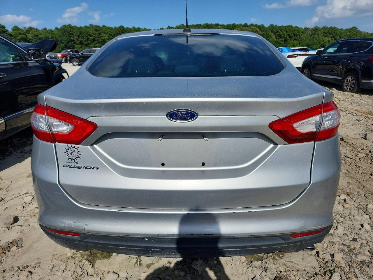 2014 Ford Fusion S - Image 6