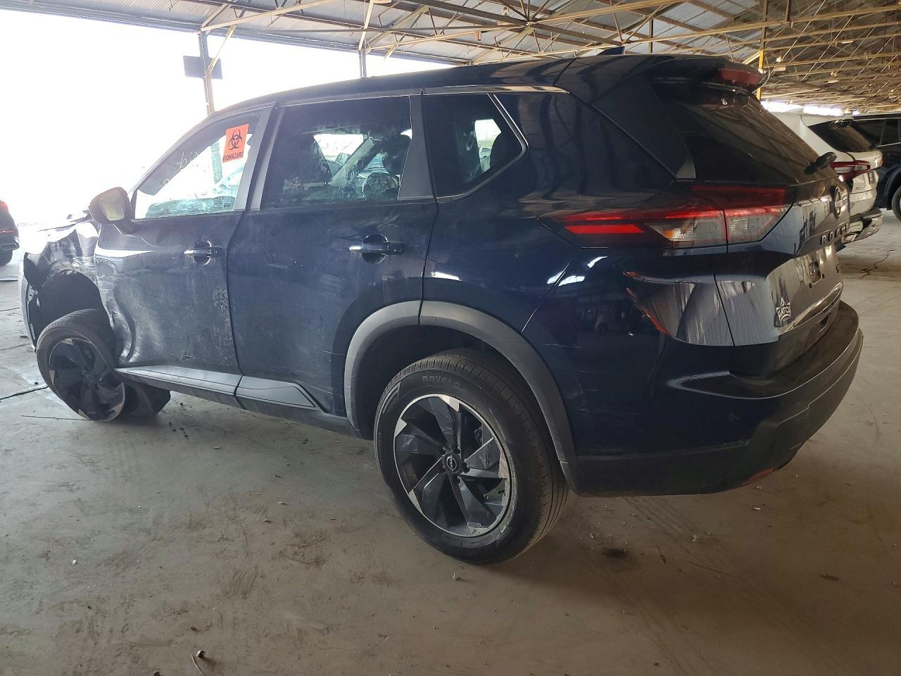 2024 Nissan Rogue Sv - Фото 2